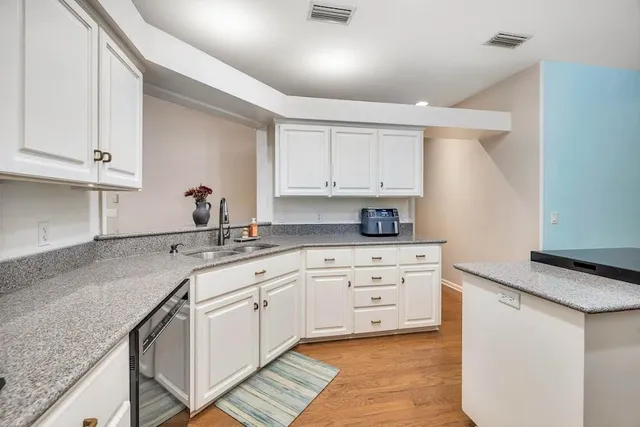 $475,000 | 316 Oak Grove Island Drive, Brunswick, GA 31523