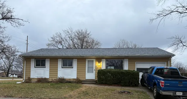 $224,900 | 201 East Russ Avenue, Mishawaka, IN 46545