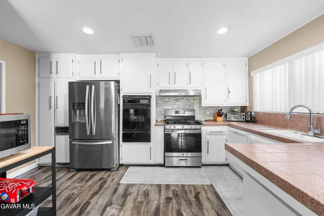 $449,000 | 45228 Lorimer Avenue, Lancaster, CA 93534