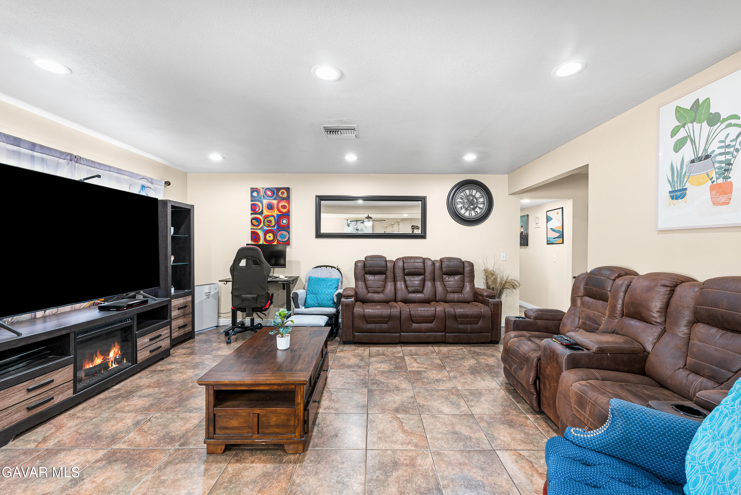 45228 Lorimer Avenue Lancaster, CA 93534 - Photo 8 of 33 Lorimer-9