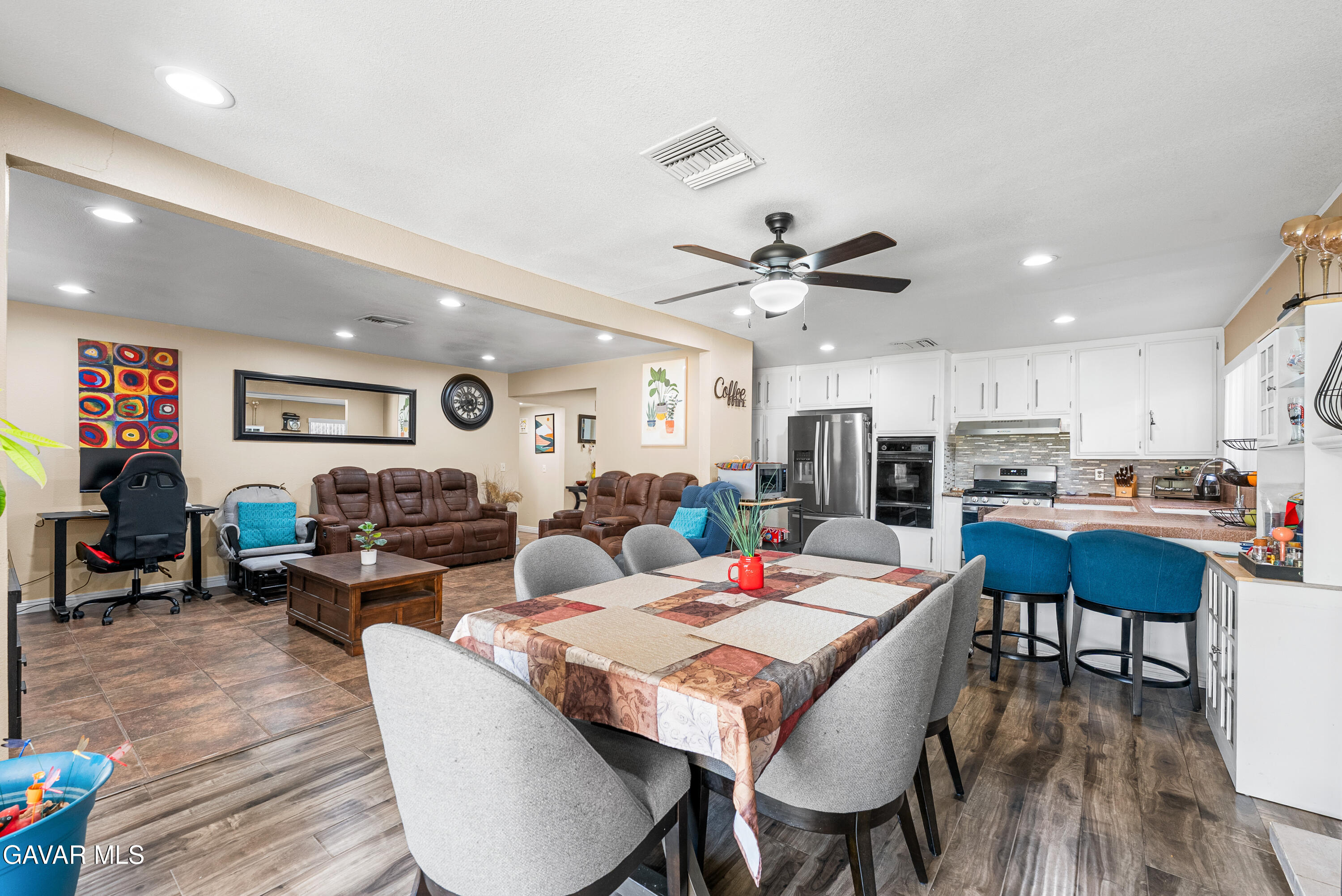 45228 Lorimer Avenue Lancaster, CA 93534 - Photo 10 of 33 Lorimer-12