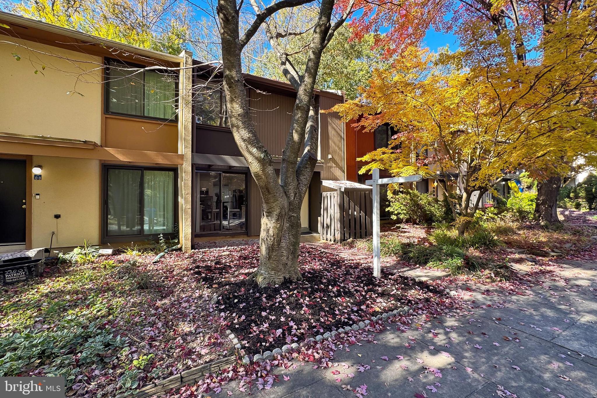 2202 Coppersmith Square Reston, VA 20191 - Photo 3 of 51