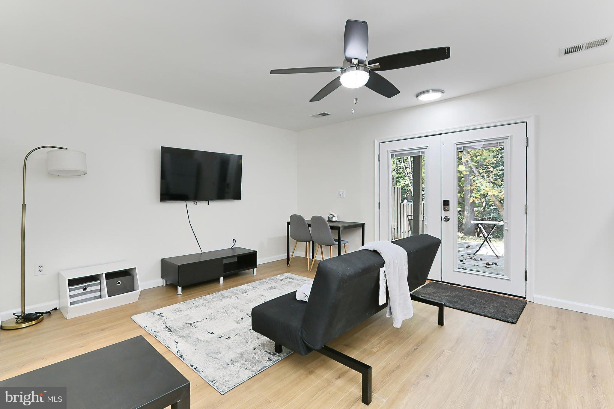 2202 Coppersmith Square Reston, VA 20191 - Photo 34 of 51