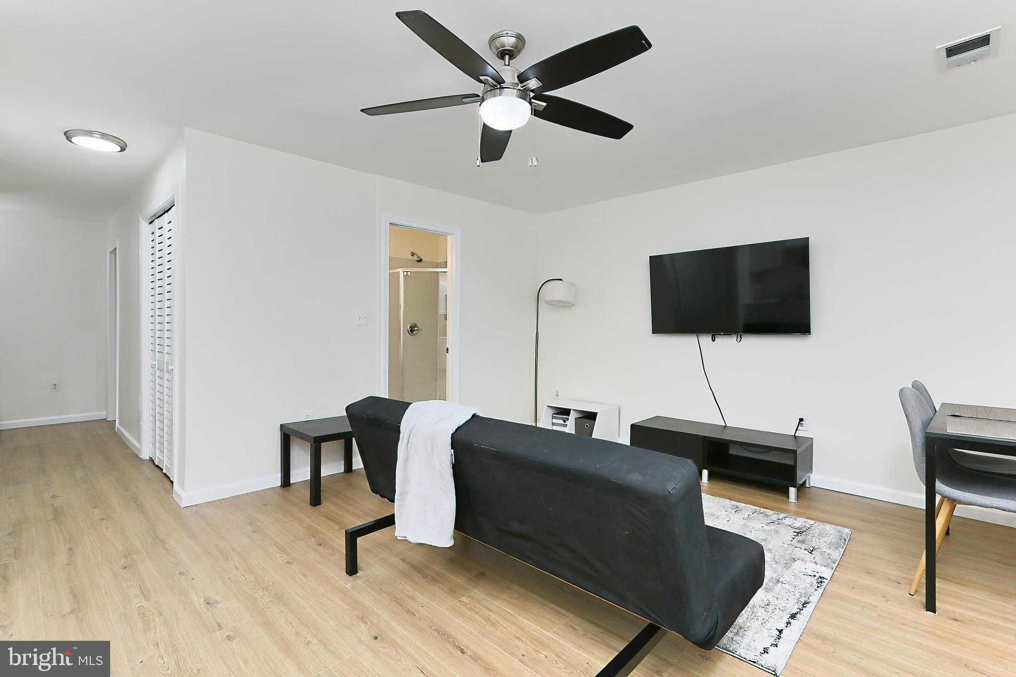 2202 Coppersmith Square Reston, VA 20191 - Photo 35 of 51