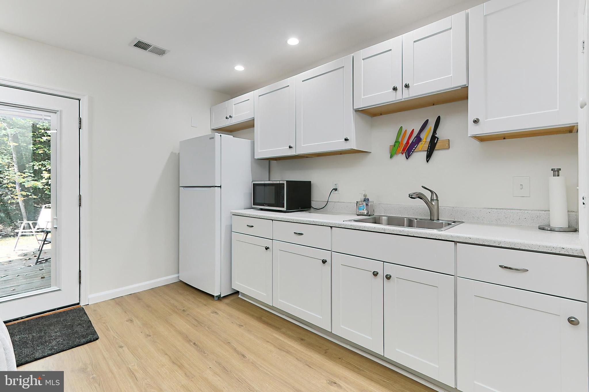 2202 Coppersmith Square Reston, VA 20191 - Photo 37 of 51