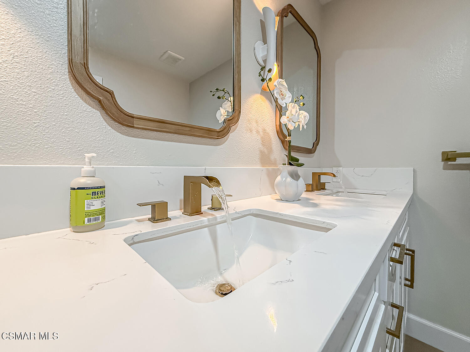 2014 Peninsula Road Oxnard, CA 93035 - Photo 64 of 98 iShared Bath3