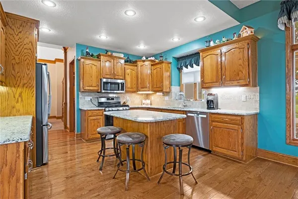 $1,790,000 | 24200 West 199th Street, Spring Hill, KS 66083