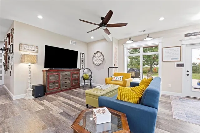 $1,790,000 | 24200 West 199th Street, Spring Hill, KS 66083