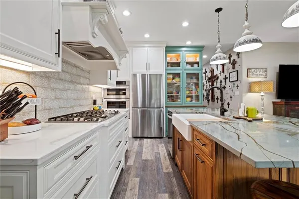 $1,790,000 | 24200 West 199th Street, Spring Hill, KS 66083