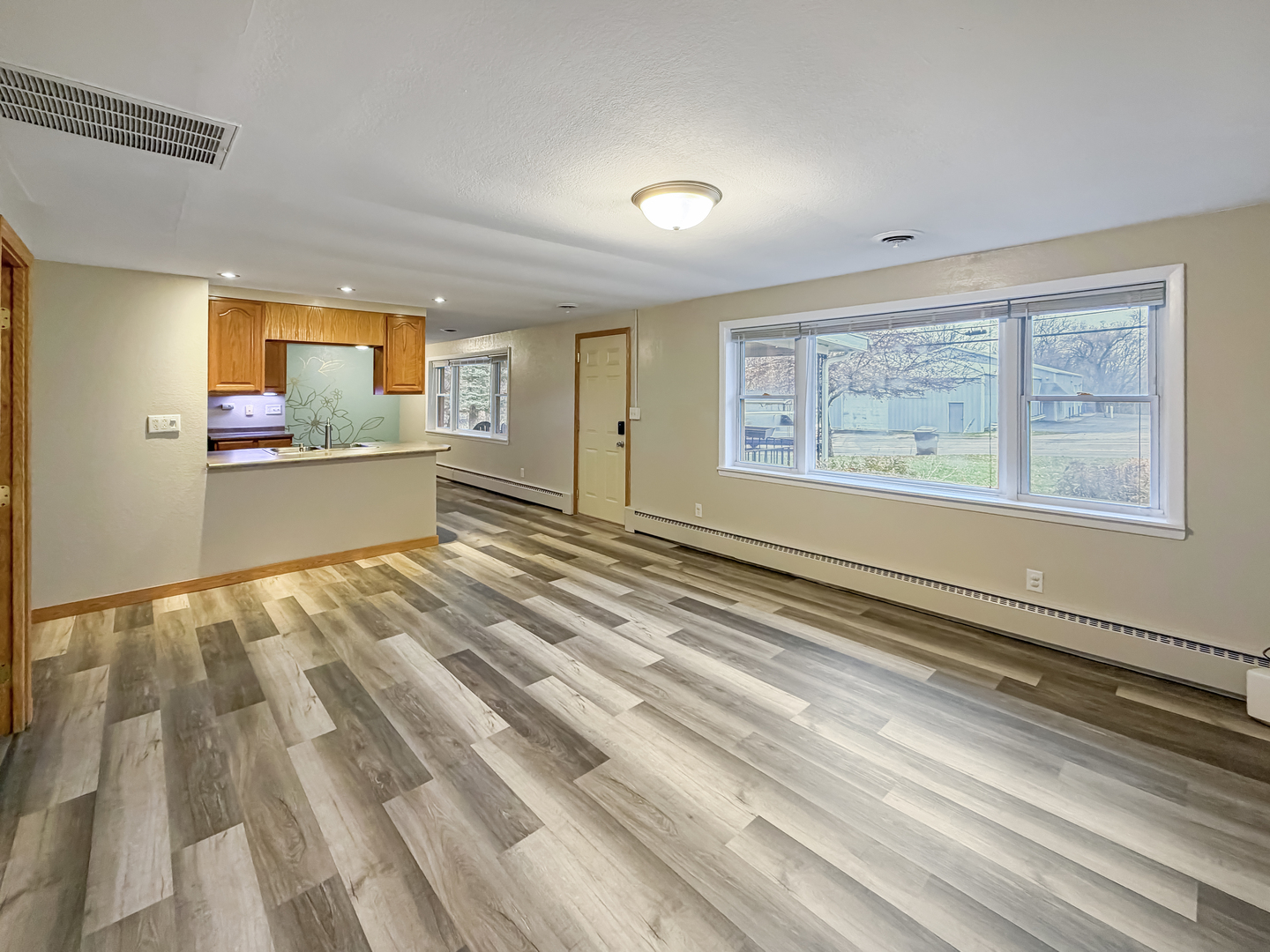 108 East South Street Freeport, IL 61032 - Photo 15 of 30