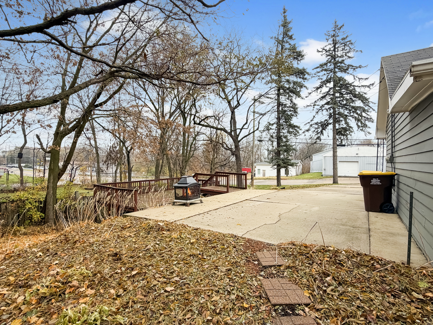 108 East South Street Freeport, IL 61032 - Photo 27 of 30