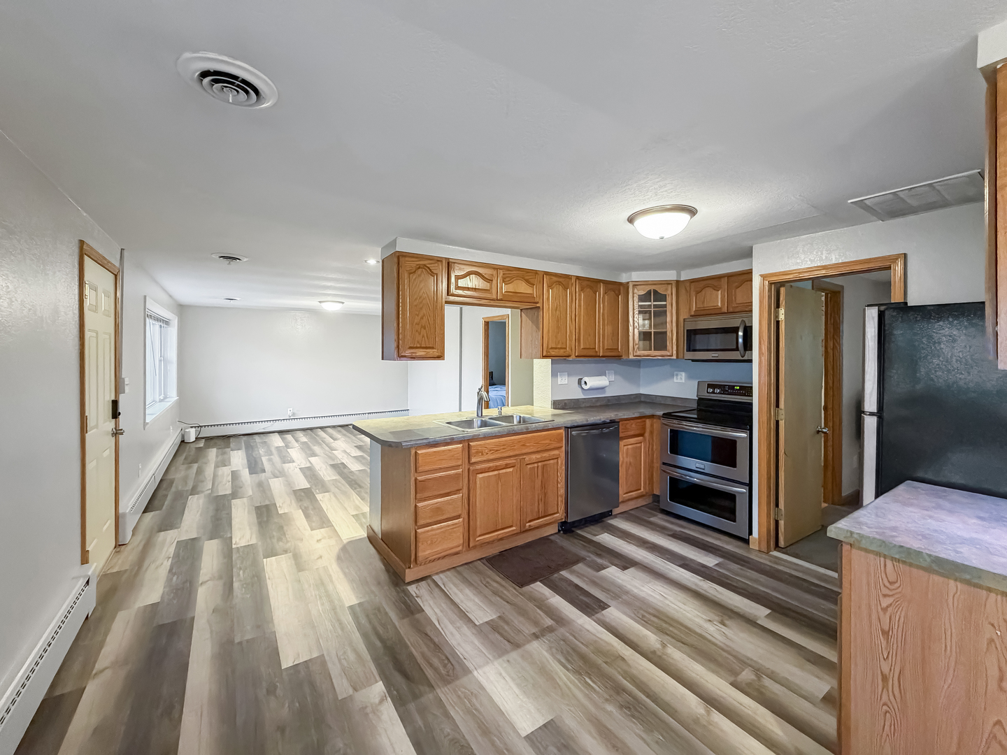 108 East South Street Freeport, IL 61032 - Photo 8 of 30