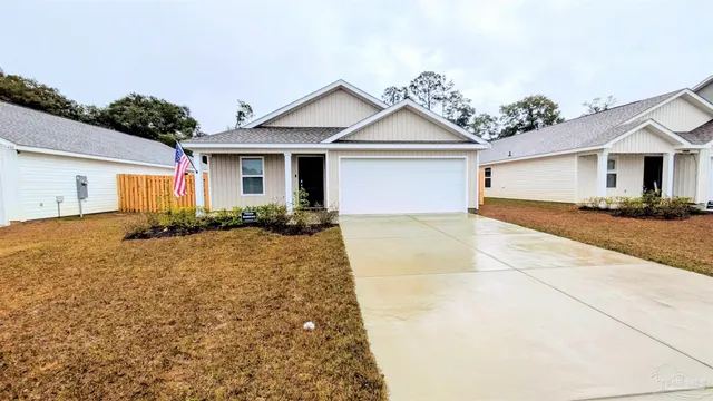$2,100 | 5396 Horizons Edge Lane, Milton, FL 32583