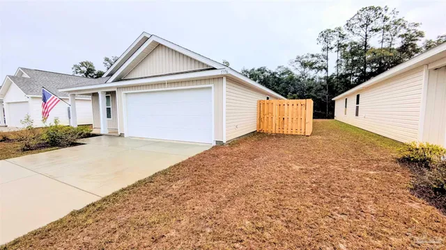 $2,100 | 5396 Horizons Edge Lane, Milton, FL 32583