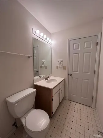 $2,300 | 524 Elm Crossing Court, Ballwin, MO 63021