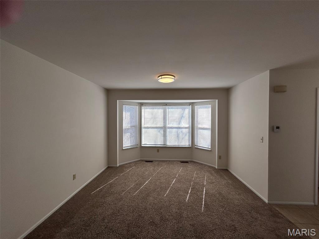 524 Elm Crossing Court Ballwin, MO 63021 - Photo 4 of 21