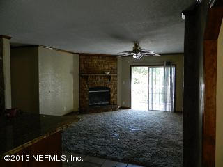 4413 Collins Road Jacksonville, FL 32244 - Photo 3 of 5 Living Room