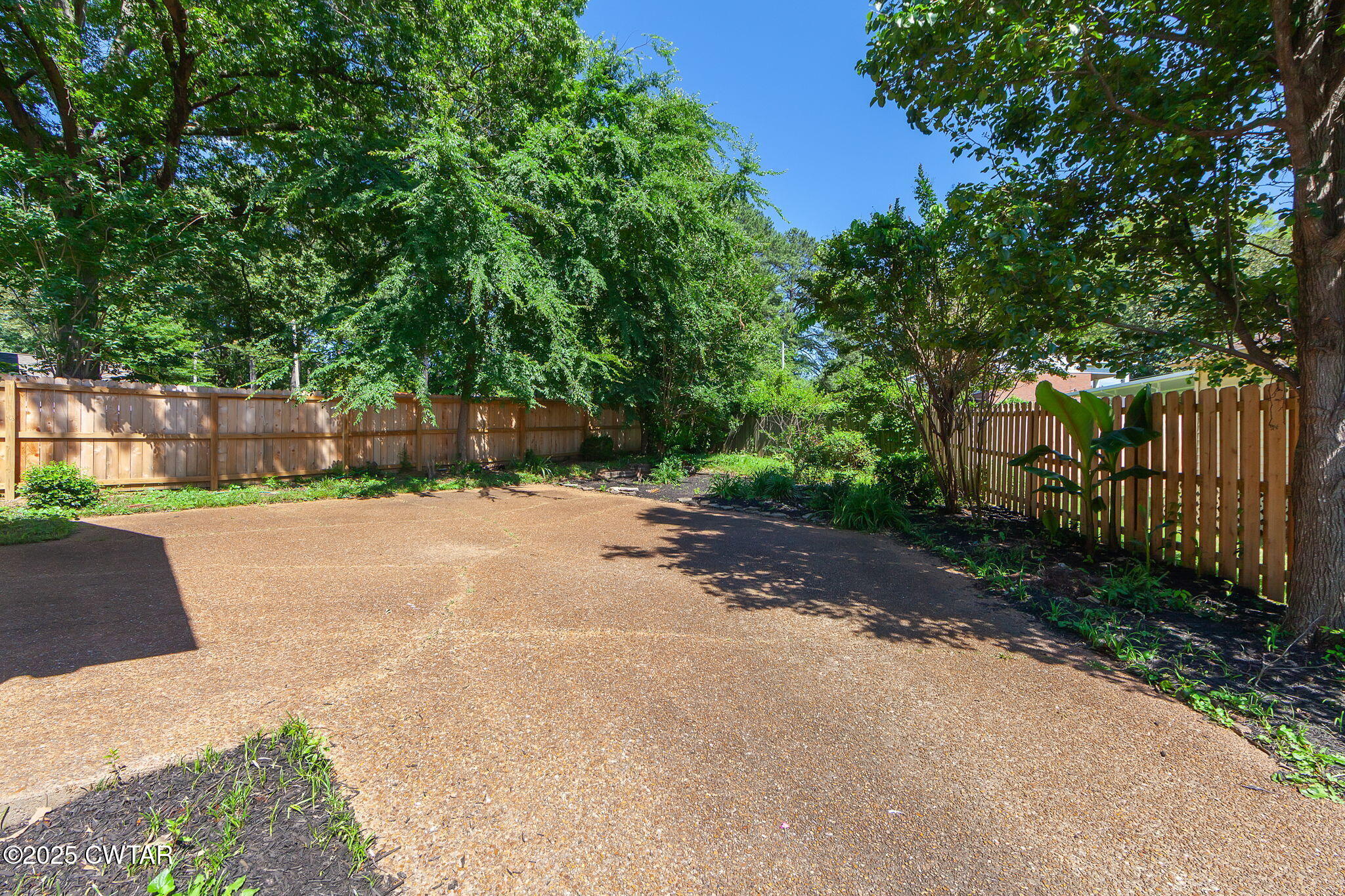 22 Bethany Drive Jackson, TN 38301 - Photo 29 of 32 a view of a street with a large trees