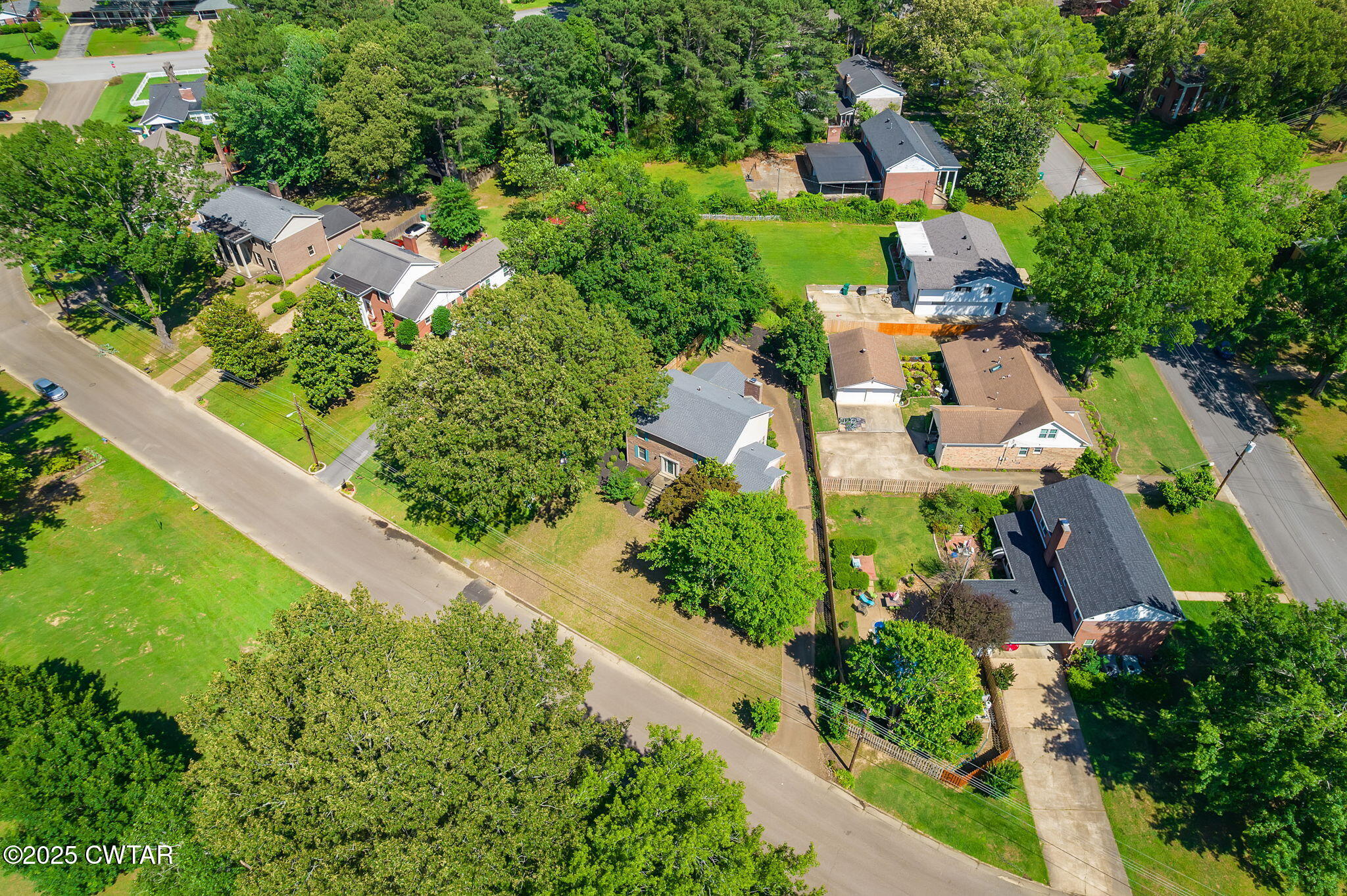 22 Bethany Drive Jackson, TN 38301 - Photo 31 of 32 an aerial view of residential houses with outdoor space