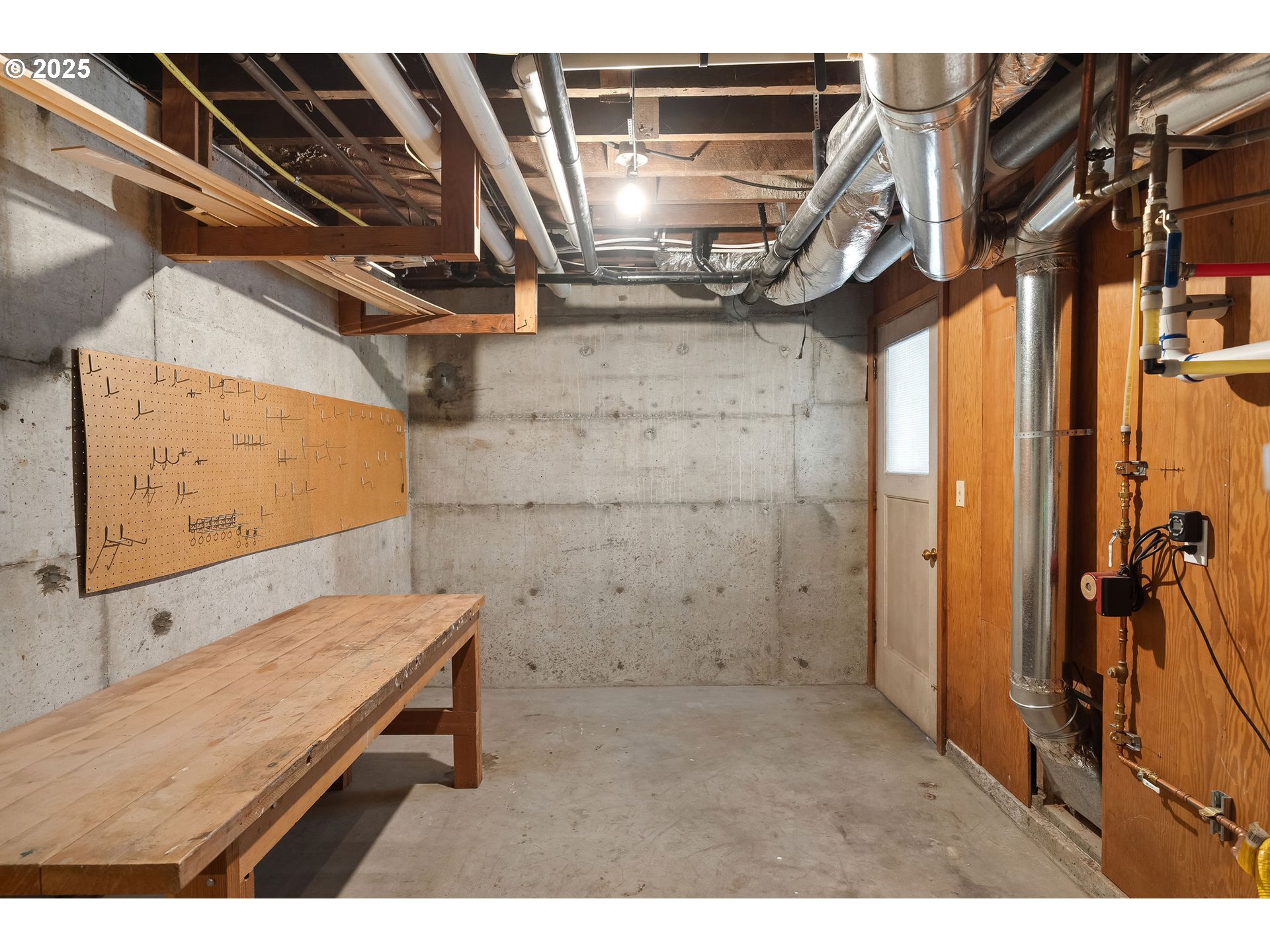 3940 Southwest Council Crest Drive Portland, OR 97239 - Photo 36 of 48