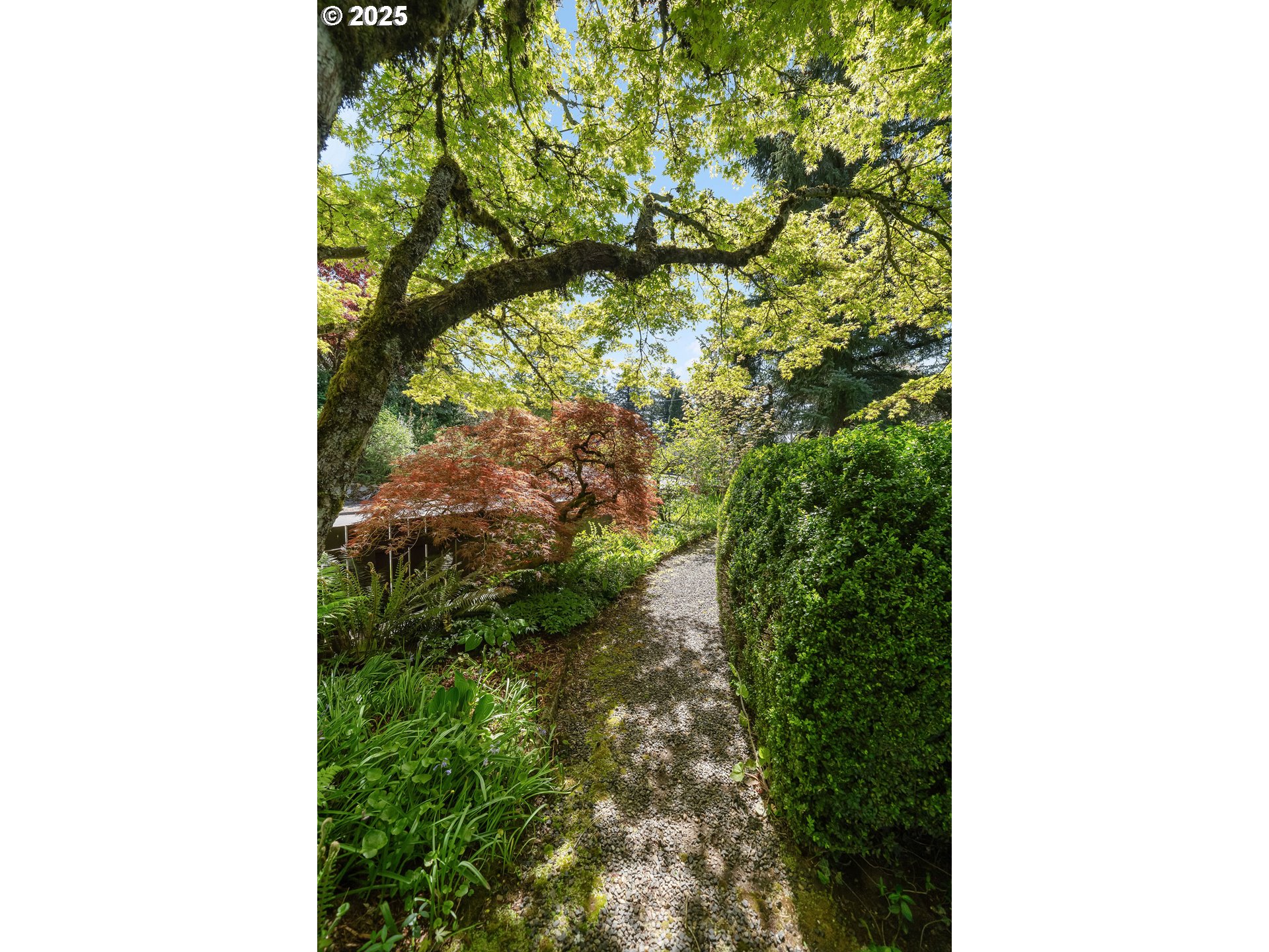 3940 Southwest Council Crest Drive Portland, OR 97239 - Photo 41 of 48