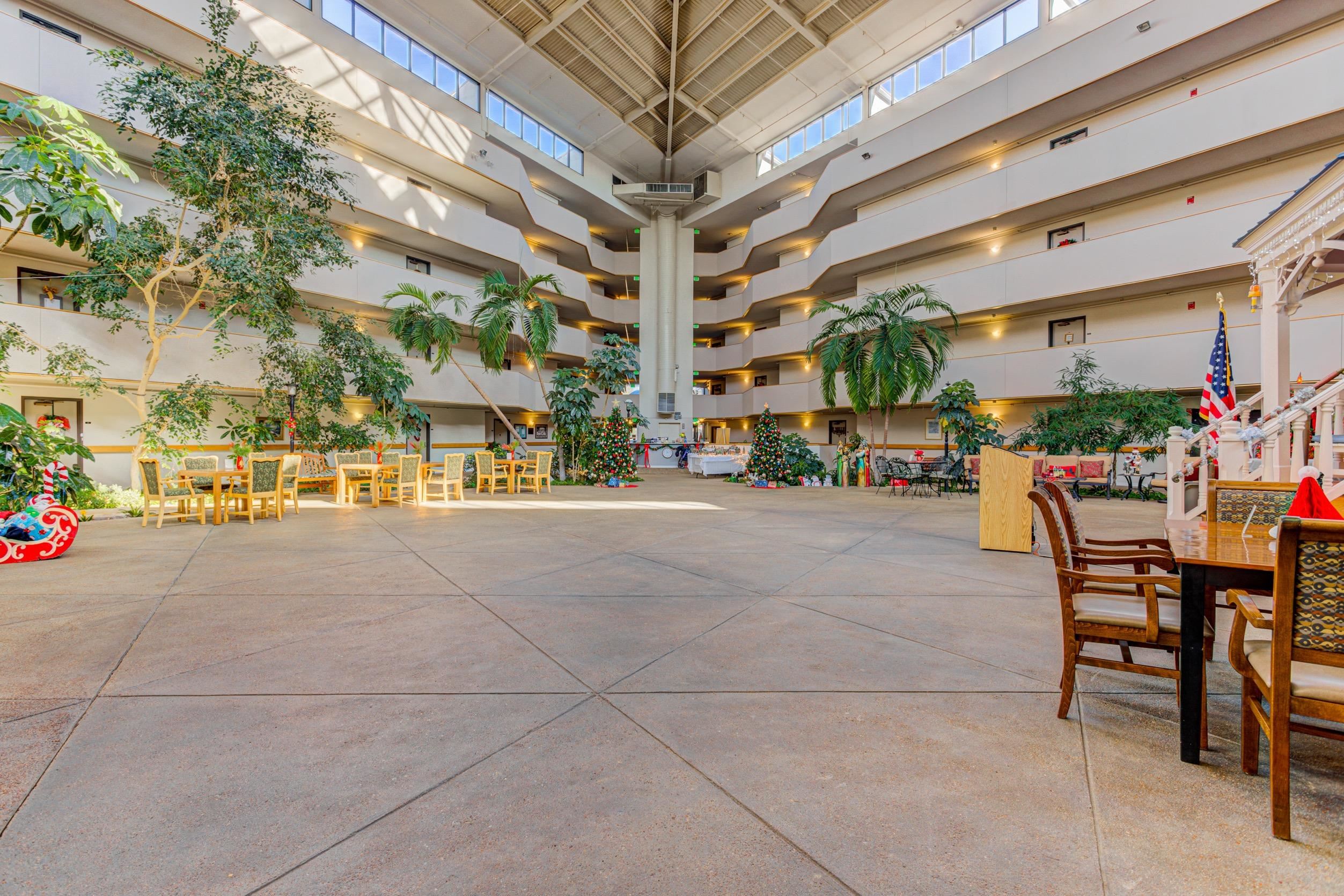 5013 Scheibler Road, Unit C1 Memphis, TN 38128 - Photo 26 of 36 a outdoor space with lots of white furniture
