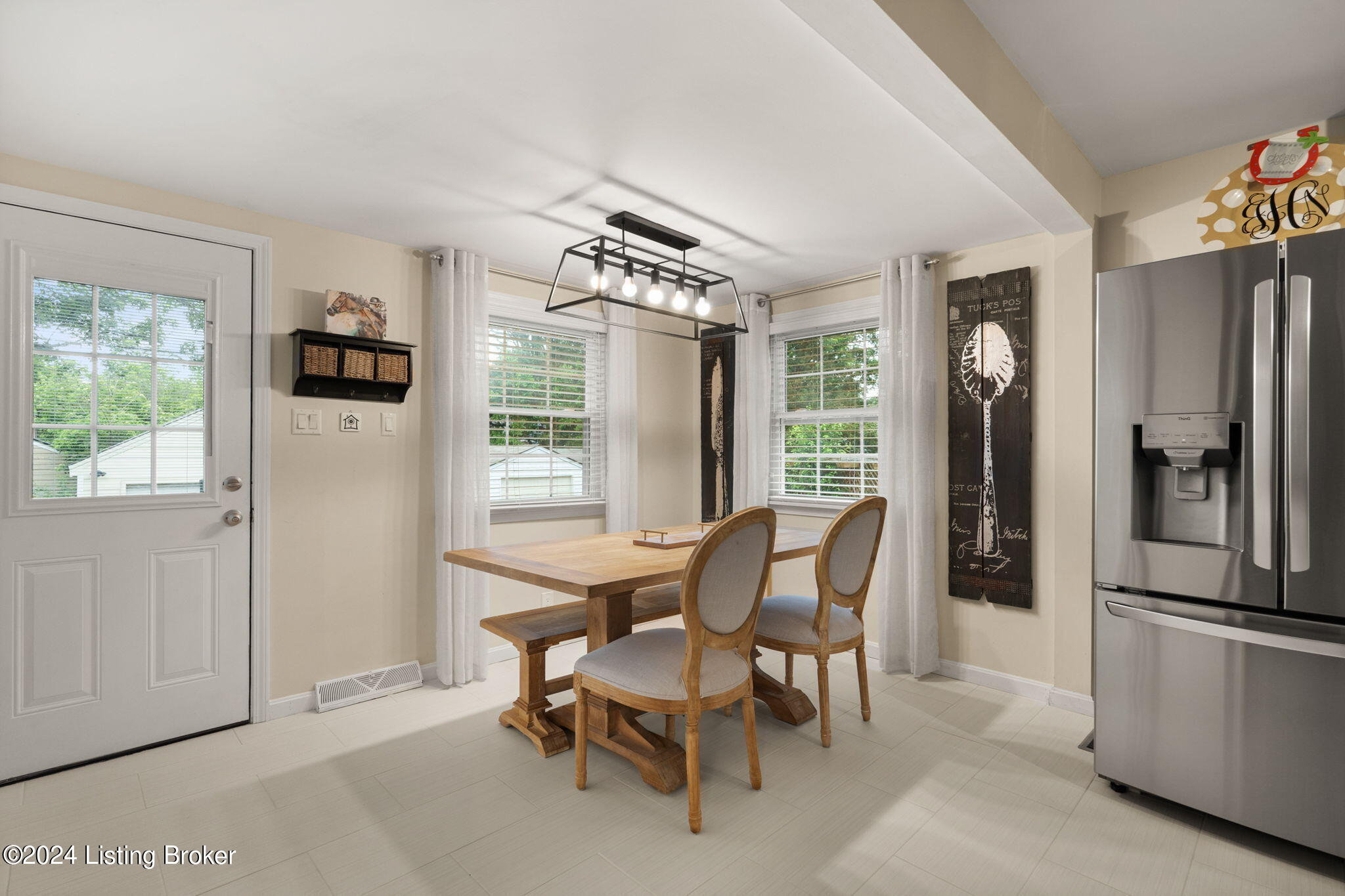 222 Tyne Road Louisville, KY 40207 - Photo 21 of 43 30-Cold Friday 26