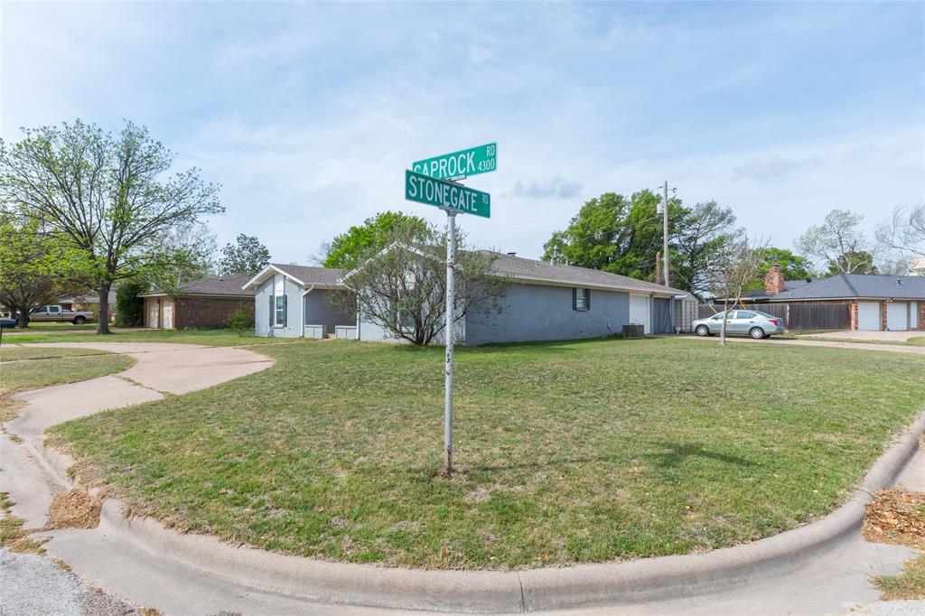4326 Caprock Road Abilene, TX 79606 - Photo 4 of 33
