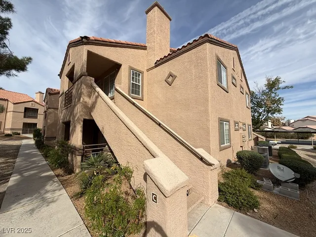 $1,295 | 3450 Erva Street, Unit 254, Las Vegas, NV 89117