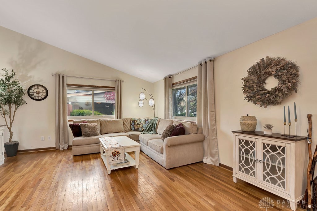 1636 Spaulding Road Dayton, OH 45432 - Photo 8 of 46 Gallery Image 8