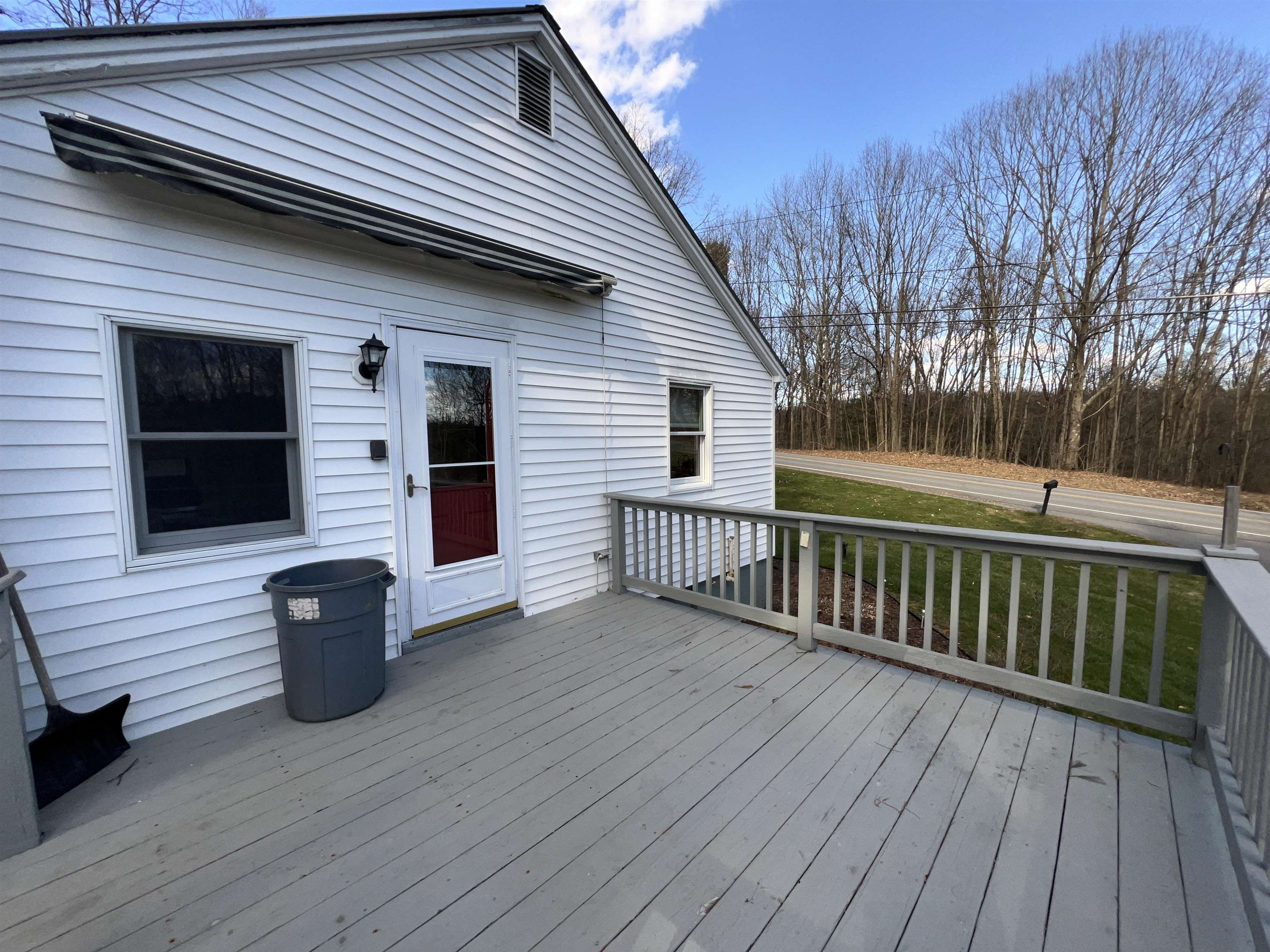 1075 Middle Road Dummerston, VT 05301 - Photo 9 of 22
