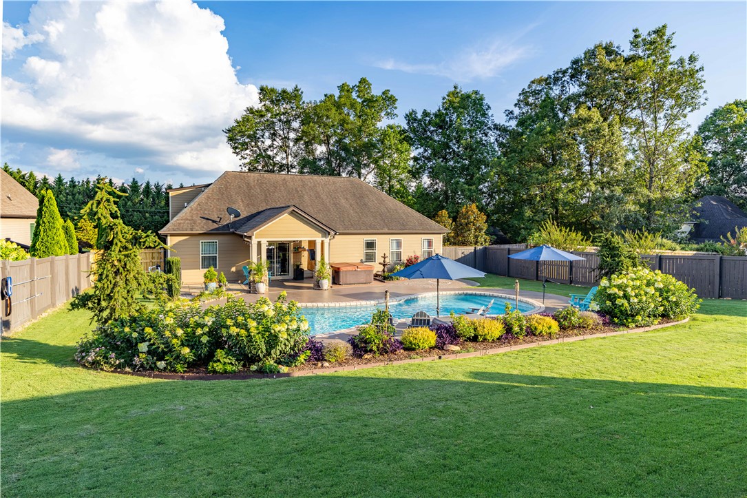 2444 Poole Road Greer, SC 29651 - Photo 1 of 37