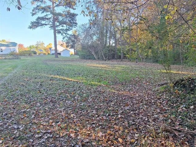 $268,500 | 1414 Jonestown Road, Winston-Salem, NC 27103