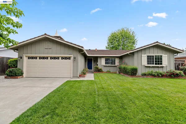 $1,700,000 | 4950 Black Avenue, Pleasanton, CA 94566