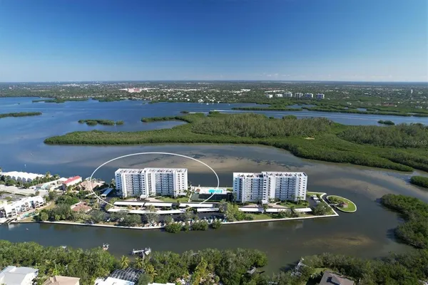 $6,500 | 9393 Midnight Pass Road, Unit 302, Sarasota, FL 34242