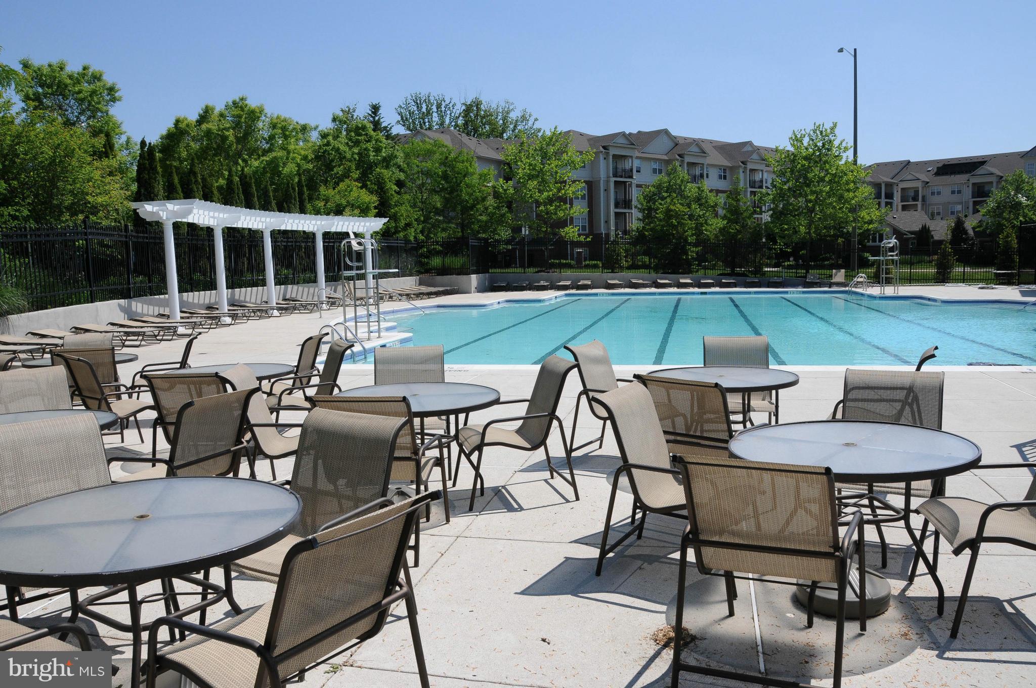 4401 Weatherington Lane, Unit 304 Fairfax, VA 22030 - Photo 23 of 25 Community