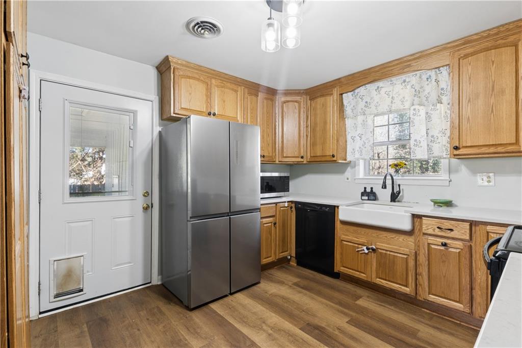 3490 Springdale Forrest Boulevard Gainesville, GA 30506 - Photo 13 of 41