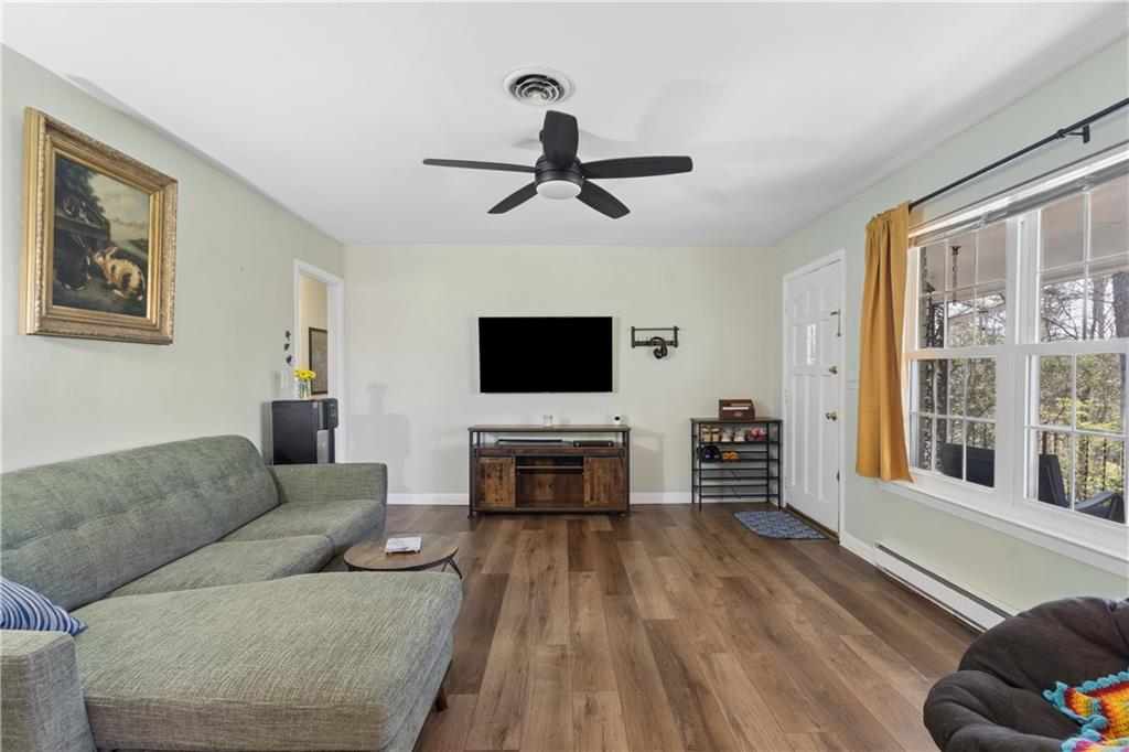 3490 Springdale Forrest Boulevard Gainesville, GA 30506 - Photo 4 of 41