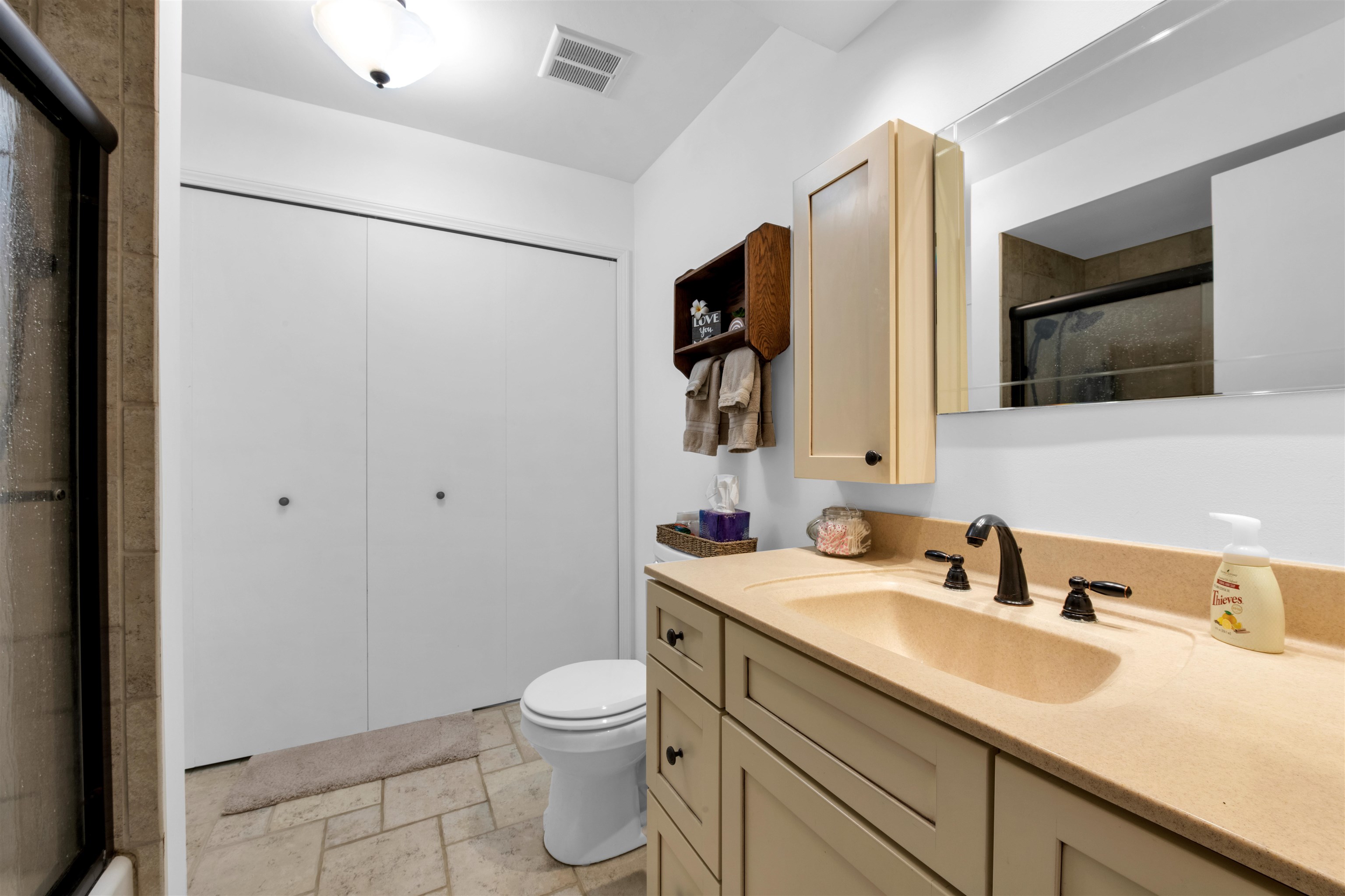 1759 Kennedy Road St. Clair, MI 48079 - Photo 13 of 25 Main Bathroom
