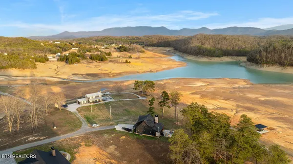 $1,200,000 | 2240 Kimsey Way, Sevierville, TN 37876