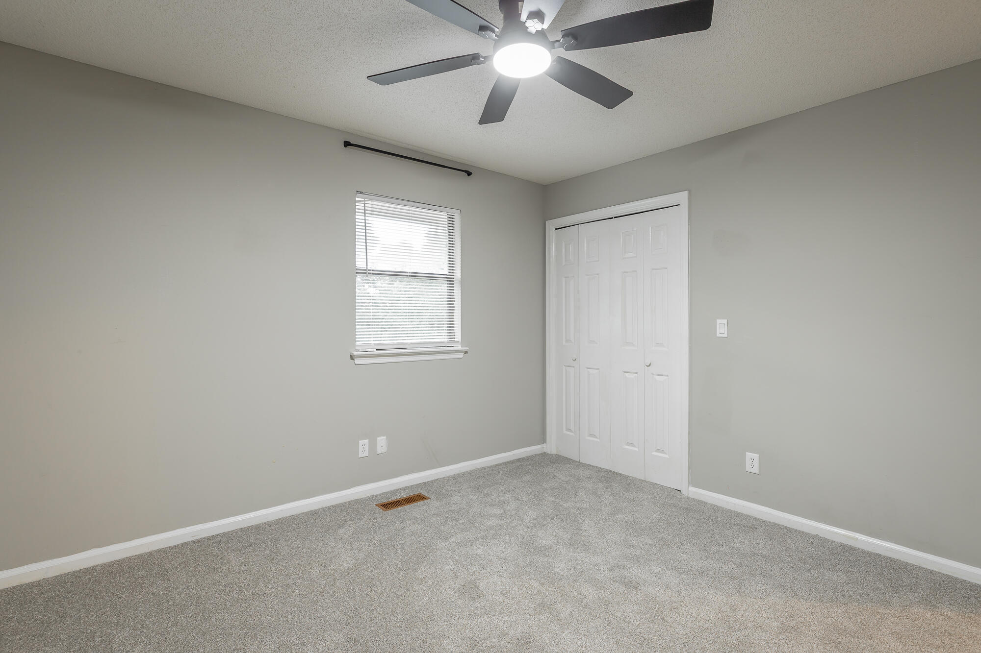 710 Hurricane Creek Road Chattanooga, TN 37421 - Photo 30 of 67 Beddroom