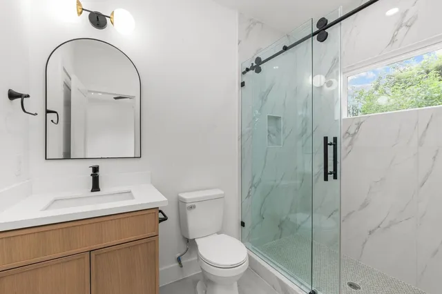 $3,000 | 3348 Sauer Street, Houston, TX 77004