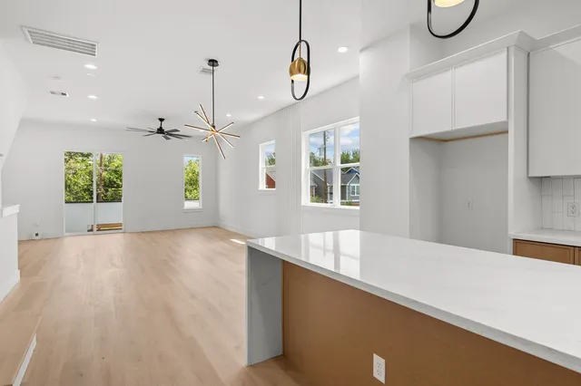 $3,000 | 3348 Sauer Street, Houston, TX 77004