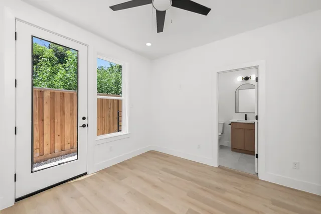 $3,000 | 3348 Sauer Street, Houston, TX 77004