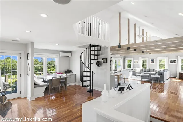 $4,295,000 | 10 Doc Ryder Drive, Nantucket, MA 02554