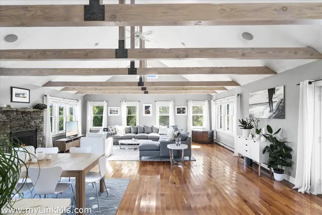 $4,295,000 | 10 Doc Ryder Drive, Nantucket, MA 02554