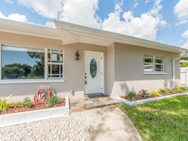 $2,300 | 682 Druid Park Drive West, Clearwater, FL 33764