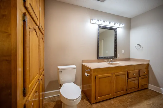 $594,500 | 220 County Road 2300, Woodville, TX 75979