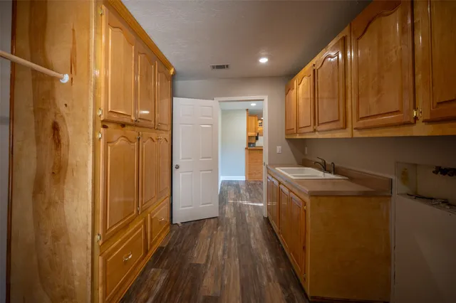 $594,500 | 220 County Road 2300, Woodville, TX 75979