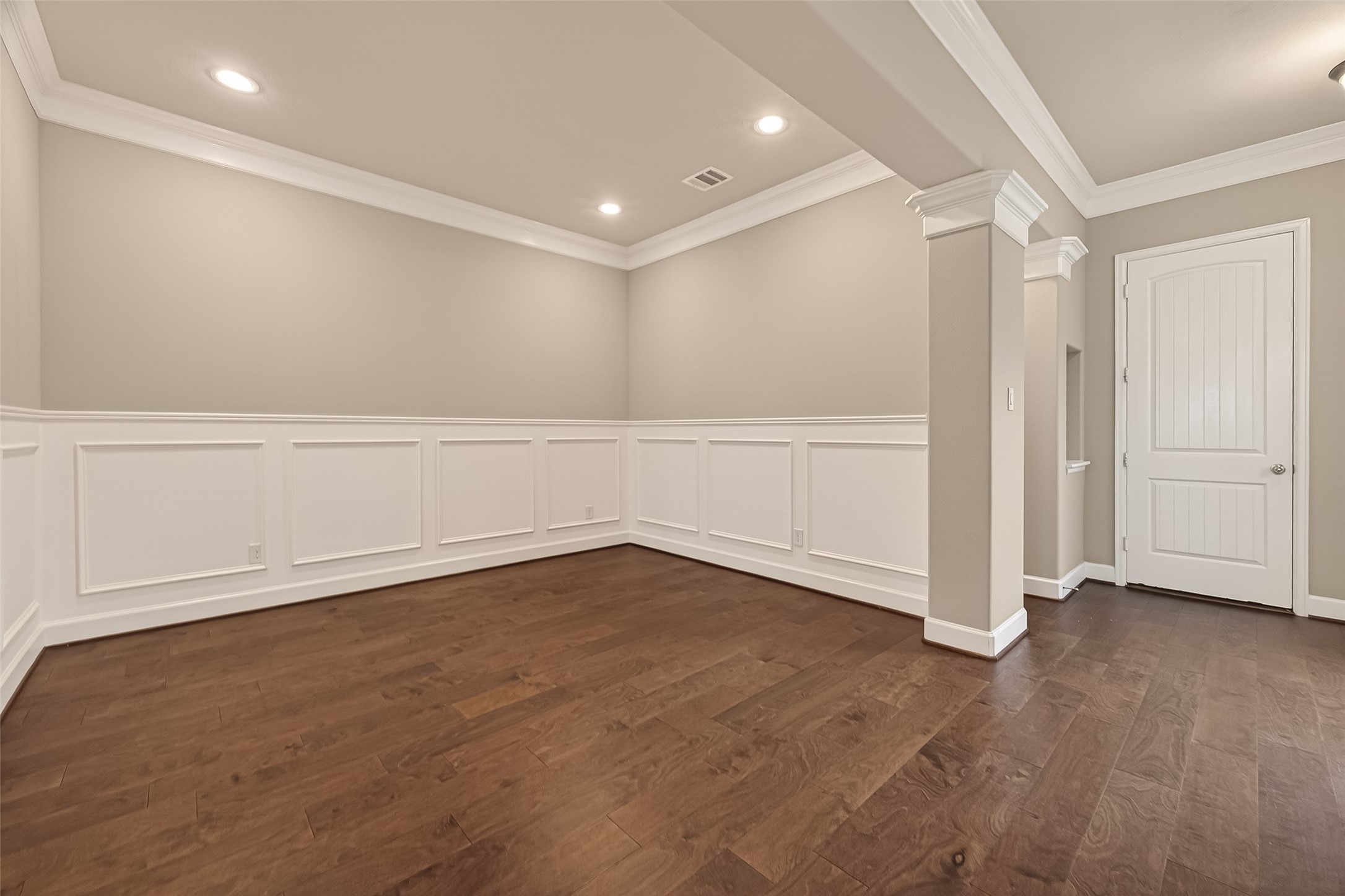 4413 Schuler Street, Unit B Houston, TX 77007 - Photo 11 of 46